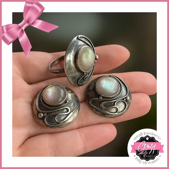 Sterling Silver & Mother-of-Pearl Jewelry Set - Picture 1 of 7